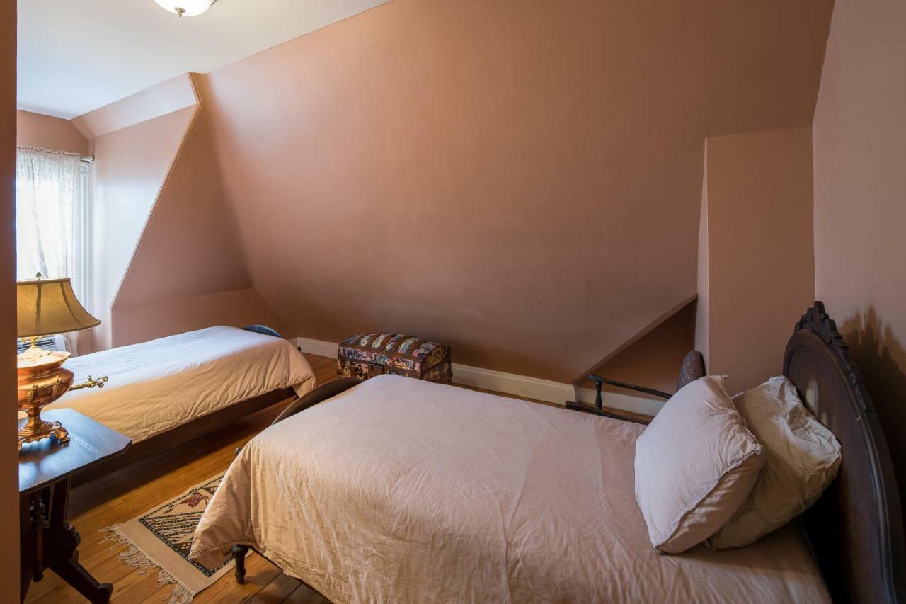 Perkins Inn Бостон Экстерьер фото